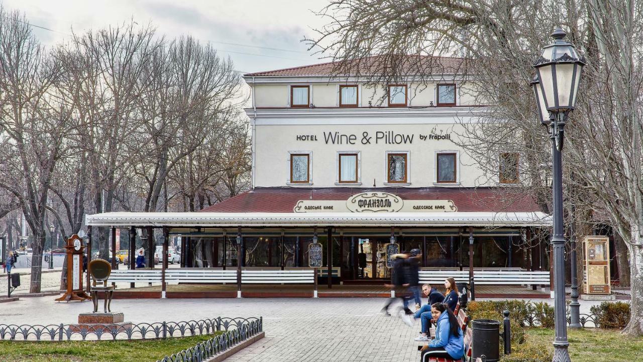 Wine&Pillow Hotel By Frapolli Oldenburg Bagian luar foto